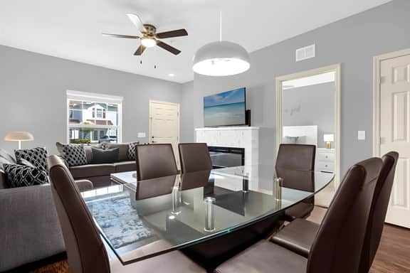 3 Bedrooms / 2 Bathrooms/ West Lucaya (8902SD)