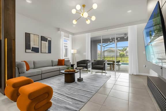 7 Bedroom/ 5.5 Baths/Windsor Island (3979 LA)