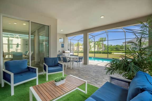 6 Bedrooms/ 4.5 Bathrooms/ Solara Resort (8995AD)