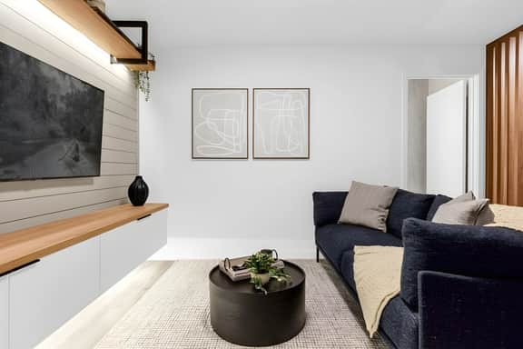 3 Bedrooms/ 3 Baths/ The Hub At Westside (3421TT)