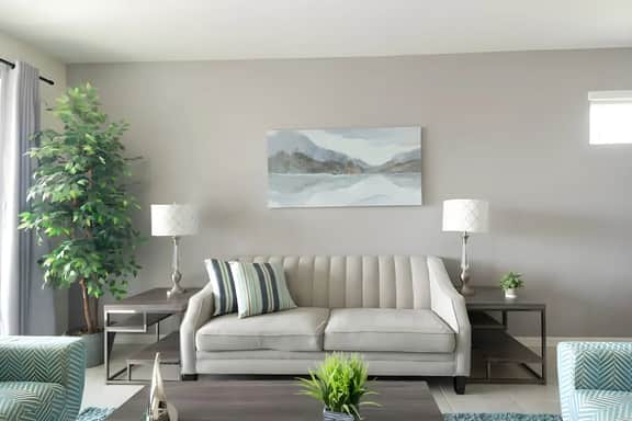 3 Bedrooms / 2 Bathrooms / Storey Lake (4751-308 CT)