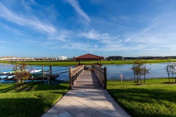 2 Bedrooms/ 2 Bathrooms/ Storey Lake (4751206CT)