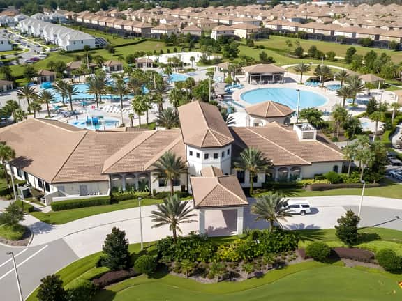 4 Bedrooms/ 3 Bathrooms/ Champions Gate (740 PB)