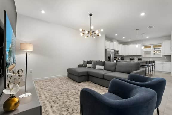 4 Bedrooms / 4.5 Bathrooms/ Solara (2319DS)