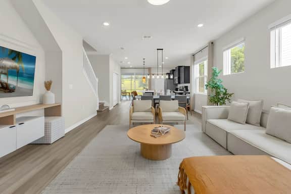 5 Bedrooms/ 5.5 Bathrooms/ Windsor Island(1921 SD)