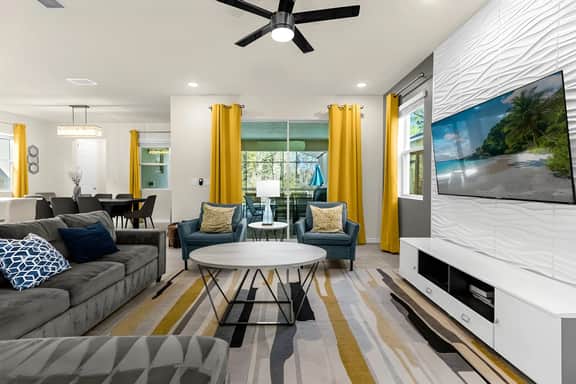 6 Bedrooms/ 5 Bathrooms/ Solara (1889 TP)