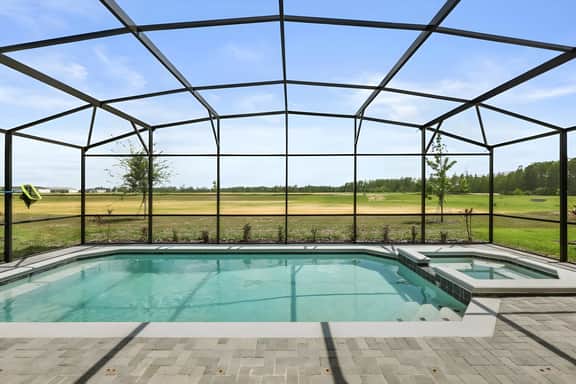 10 Bedrooms / 8 Bathrooms / Windsor Cay (15945CC)