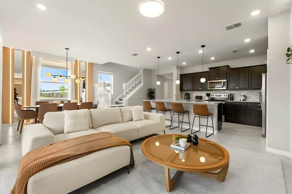 5 Bedrooms / 4.5 Bathrooms / Windsor Cay (16033BW)