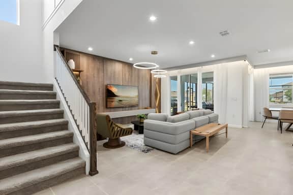 7 Bedrooms / 4.5 Bathrooms / Solara (2347CS)