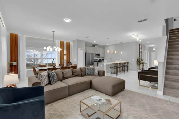 5 Bedrooms / 4 Bathrooms / Storey Lake (4851RC)