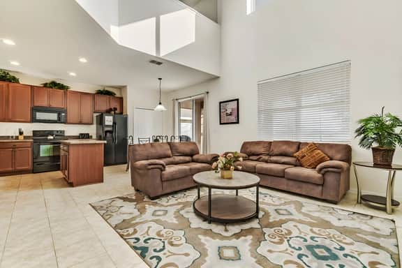 6 Bedrooms / 4 Bathrooms / Veranda Palms (4457 NP)