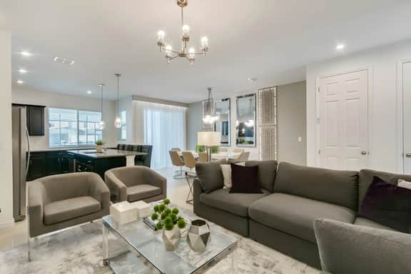 4 Bedrooms / 4.5 Bathrooms / Solara (8964 AD)