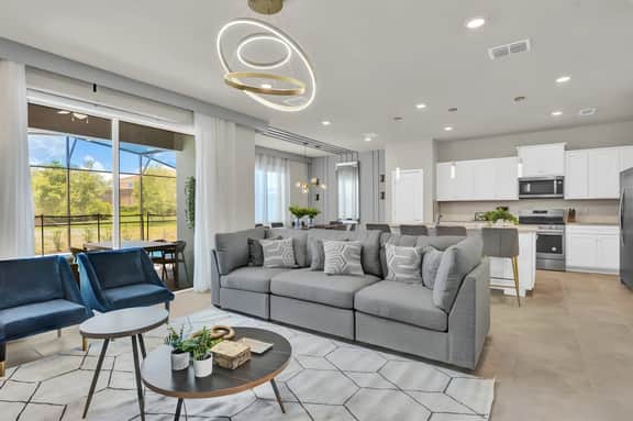 5 Bedrooms/ 4.5 Bathrooms/ Solterra (7291 OL)