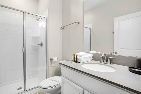 4 Bedroom/ 3 Bathroom Storey Lake (4821 ML)