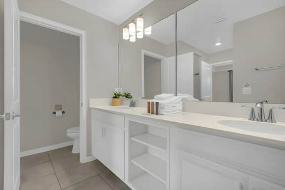 2 Bedroom/ 2 Bathroom Storey Lake (4751-205 CT)