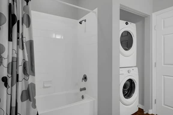 3 Bedroom/ 3 Bathrom/ West Lucaya (3214CP)