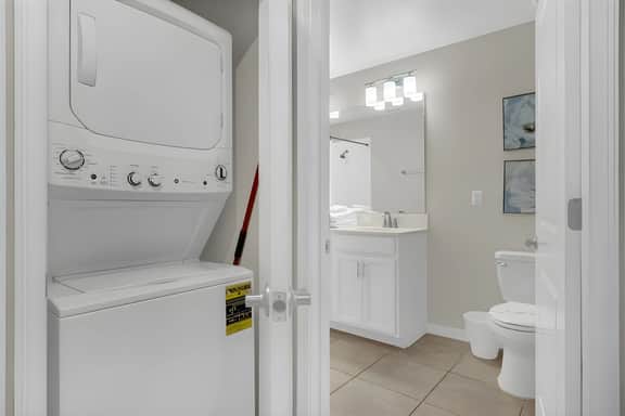 2 Bedroom/ 2 Bathroom Storey Lake (4751-205 CT)