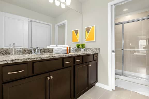5 Bedroom/ 4.5 Bathroom/ Windsor Island (3822LA)