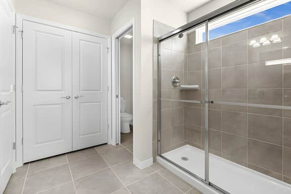 5 Bedroom/ 5.5 Bathroom Windsor Island (3336 LW)