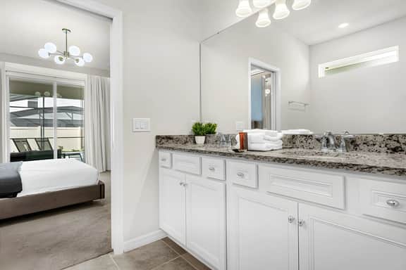 5 Bedroom/ 5.5 Bathroom Windsor Island (3336 LW)