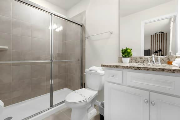 5 Bedroom/ 5.5 Bathroom Windsor Island (3336 LW)
