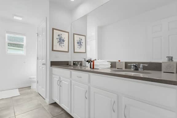 7 Bedrooms/ 7 Bathrooms/ Solara Resort (8959 AD)