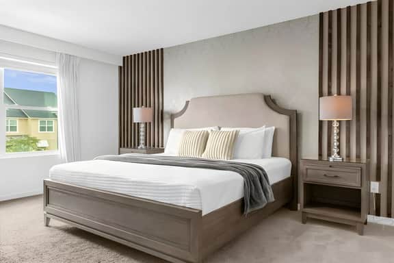 4 Bedrooms/ 4.5 Bathrooms/ Solara (2182 CP)