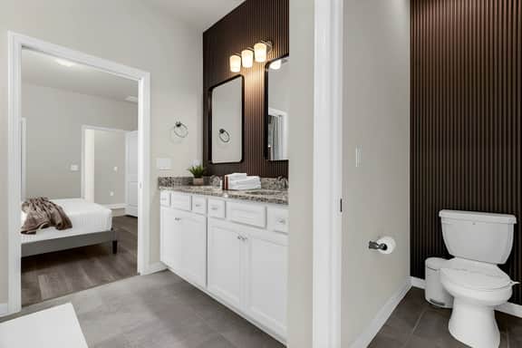 7 Bedrooms/ 5.5 Bathrooms/ Windsor Island (4420KR)