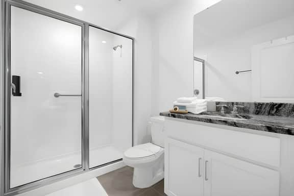4 Bedrooms / 4.5 Bathrooms/ Solara Resort (2310ZP)