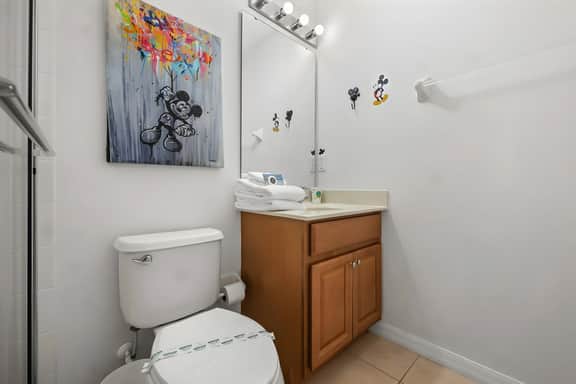 6 Bedrooms / 5.5 Bathrooms / Bella Vida (450LF)