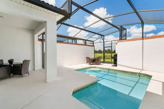 4 Bedrooms / 3 Bathrooms / Champions Gate (8967 SD)