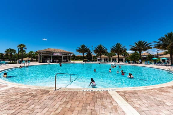 2 Bedrooms/ 2 Bathrooms/ Champions Gate (897 OA)