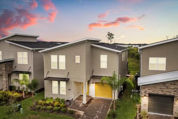 6 Bedrooms /5 Bathrooms / Champions Gate (8997 PT)