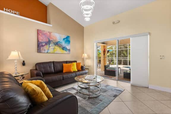 3 Bedrooms / 2 Bathrooms / Eagle Pointe (573EP)