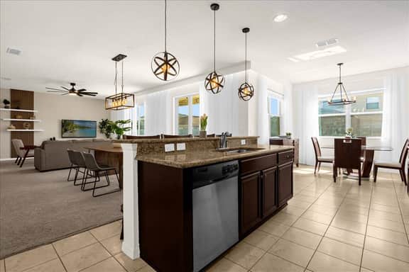 5 Bedrooms/ 5 Bathrooms/ Crystal Cove (1042TD)