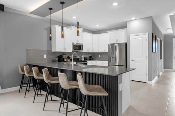 9 Bedrooms/ 5 Bathrooms/ Champions Gate (9017 ST)