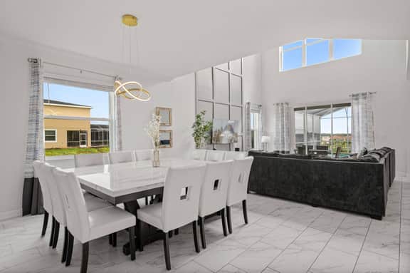5 Bedrooms/ 5 Bathrooms/ Champions Gate (9169 SH)