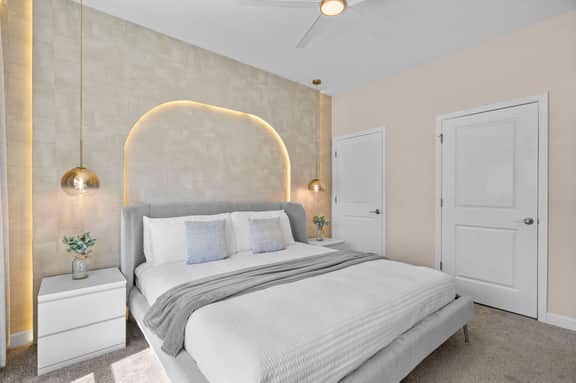 4 Bedrooms / 3 Bathrooms/ Storey Lake (2460RT)