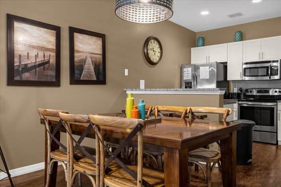 3 Bedrooms / 2 Bathrooms / Lucaya Village (11-103)