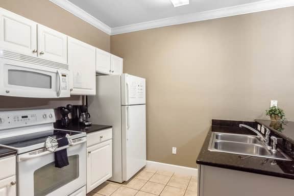 3 Bedrooms / 2 Bathrooms / Lucaya Village (1-102)