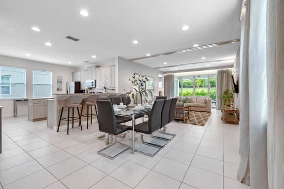 6 Bedrooms/ 6.5 Bathrooms/ Encore (7514 MA)