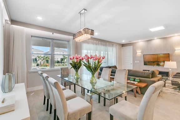 8 Bedrooms / 6.5 Bathrooms / Encore (297 AA)