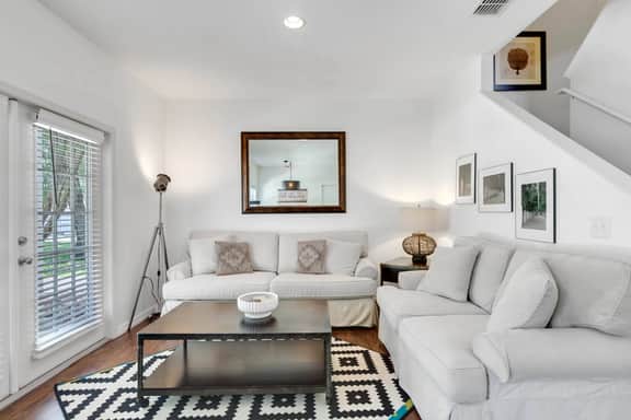 4 Bedrooms/ 3 Bathrooms/ Lucaya Village (11-104)