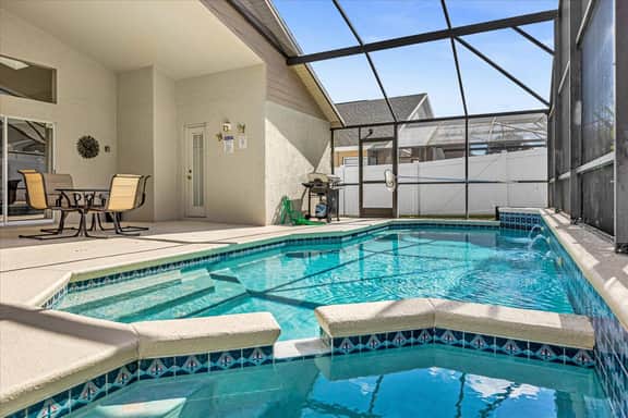 5 Bedrooms/ 4 Bathrooms/ Indian Creek (8056 SD)