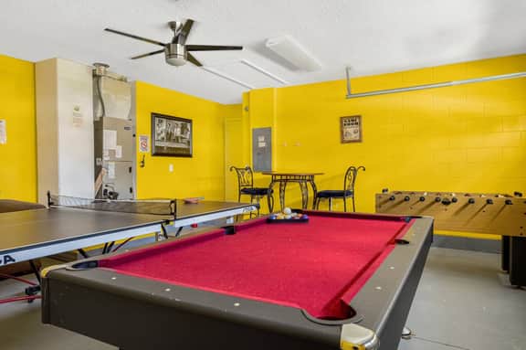 5 Bedroom / 4 Baths / Indian Creek (2504 OL)
