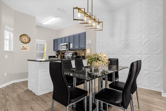3 Bedrooms/ 2.5 Bathrooms/ Encantada (3160 YL)
