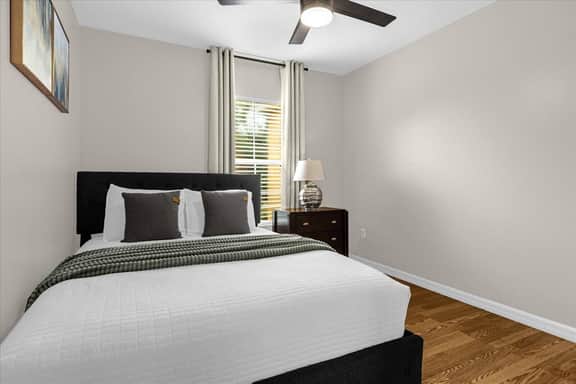 3 Bedrooms/ 2.5 Bathrooms/ Encantada (3160 YL)