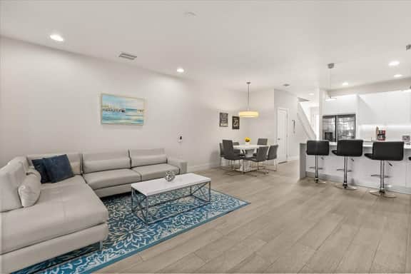 3 Bedrooms/ 3 Bathrooms/ Hidden Forest (17515HF)