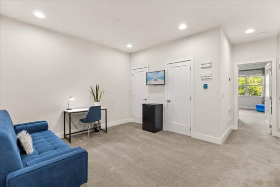 3 Bedrooms/ 3 Bathrooms/ Hidden Forest (17515HF)