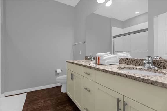 3 Bedrooms/ 2 Bathrooms/ Lucaya Village (22-102)